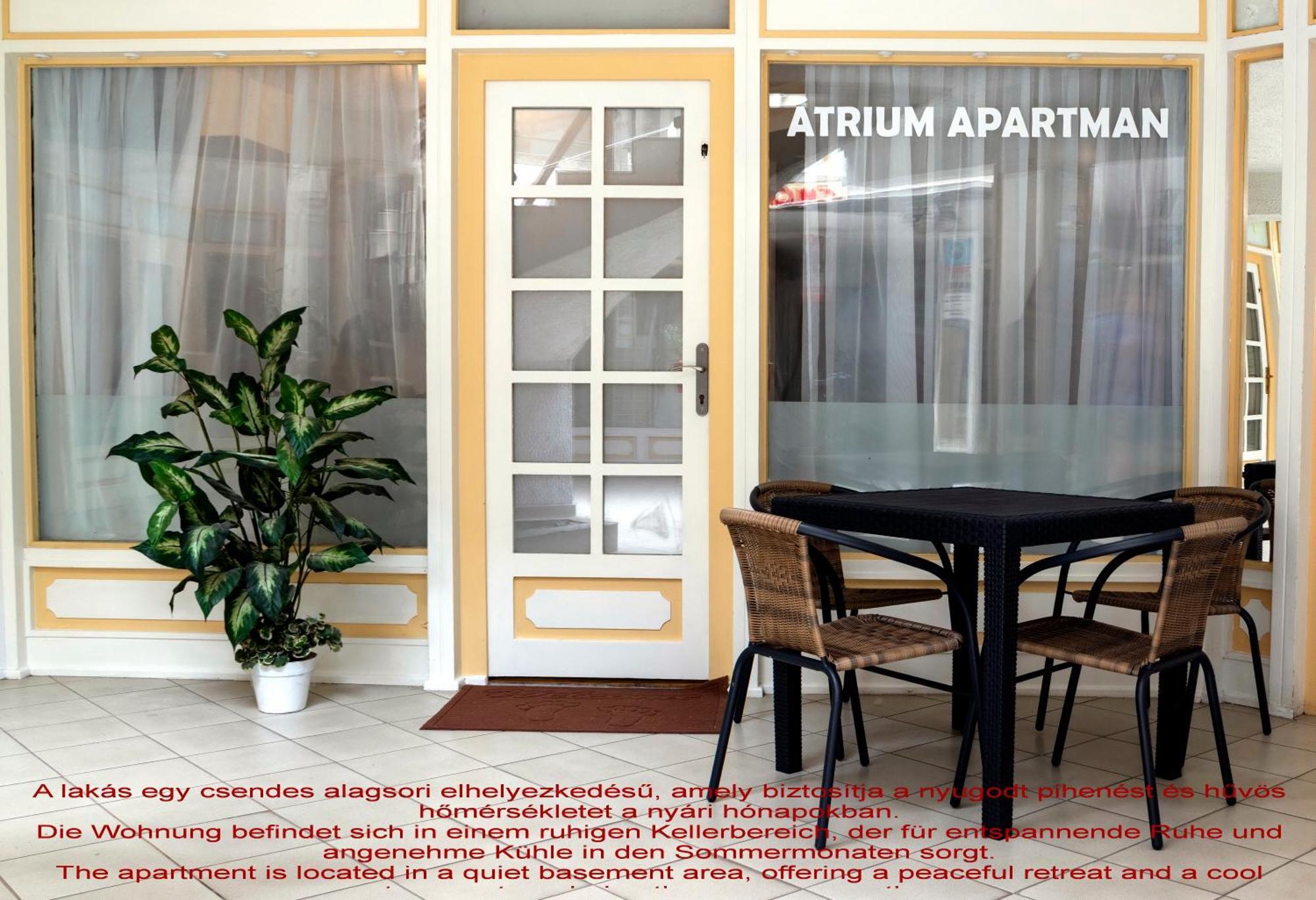 凯斯特海伊Basement Atrium Apartman公寓 外观 照片